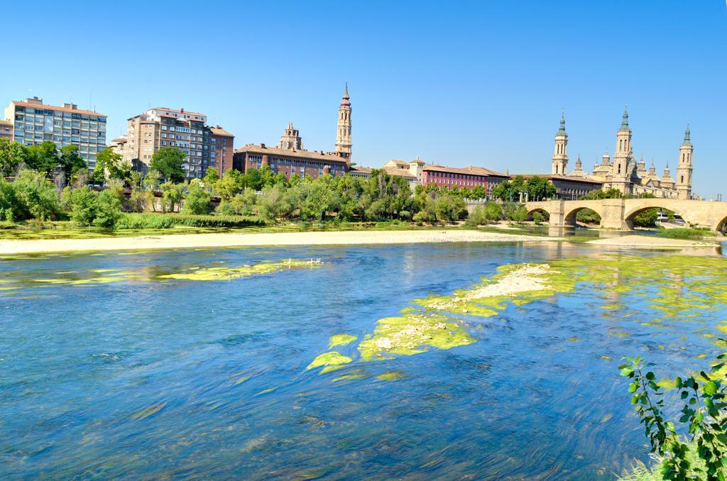 Apartamentos San Lazaro Zaragoza Exteriér fotografie