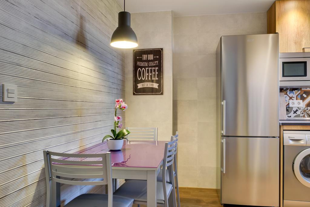 Apartamentos San Lazaro Zaragoza Exteriér fotografie